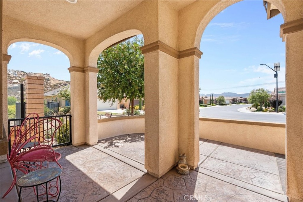 1670 Stellar Peak Property Photo 10