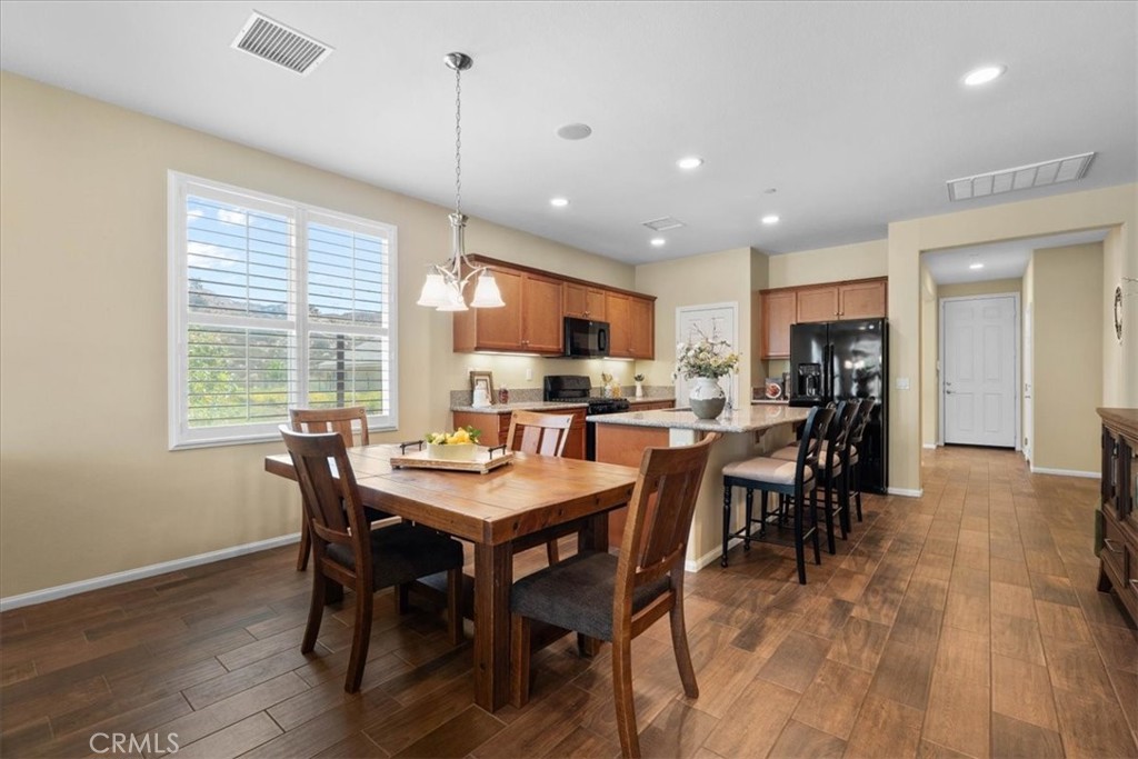 1670 Stellar Peak Property Photo 18