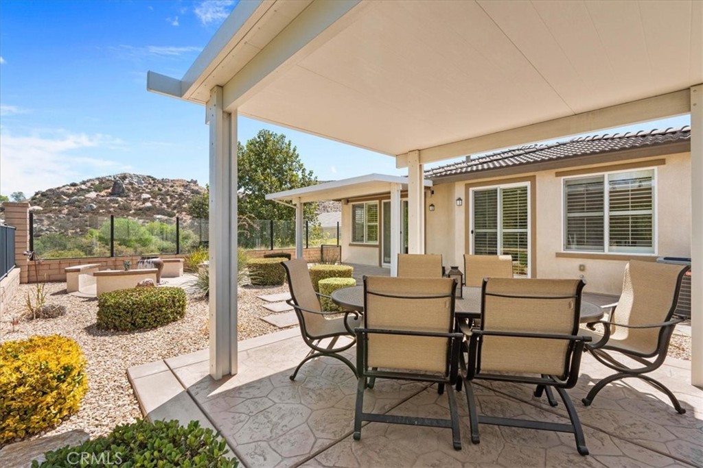 1670 Stellar Peak Property Photo 34