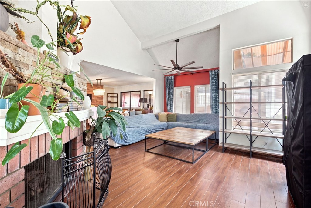 3123 Buffalo Property Photo 4