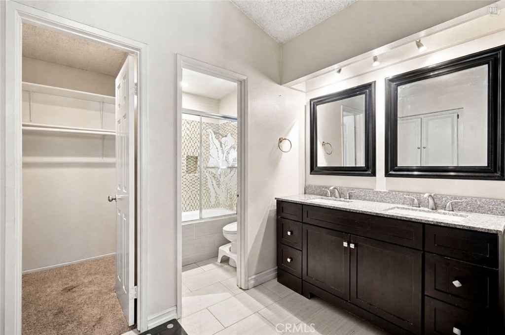 3123 Buffalo Property Photo 16
