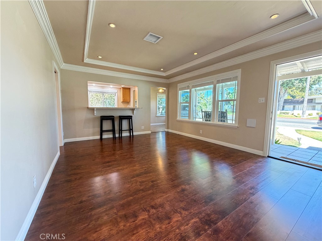 6033 Brockton Property Photo 4