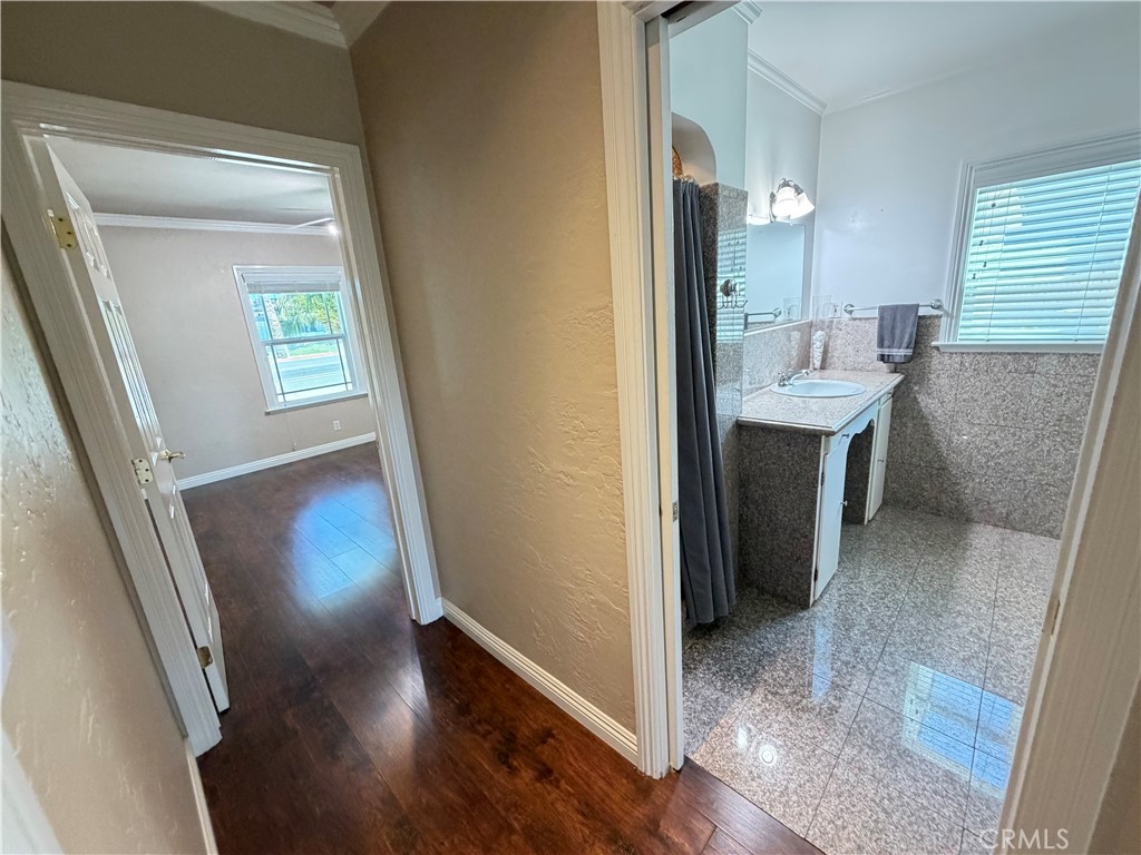 6033 Brockton Property Photo 10