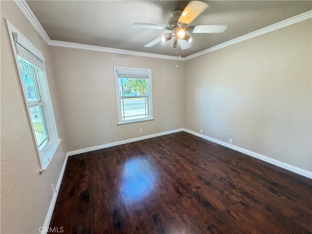 6033 Brockton Property Photo 11