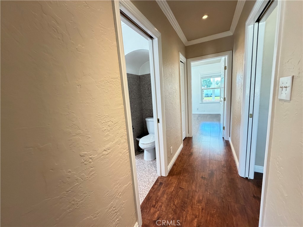 6033 Brockton Property Photo 13