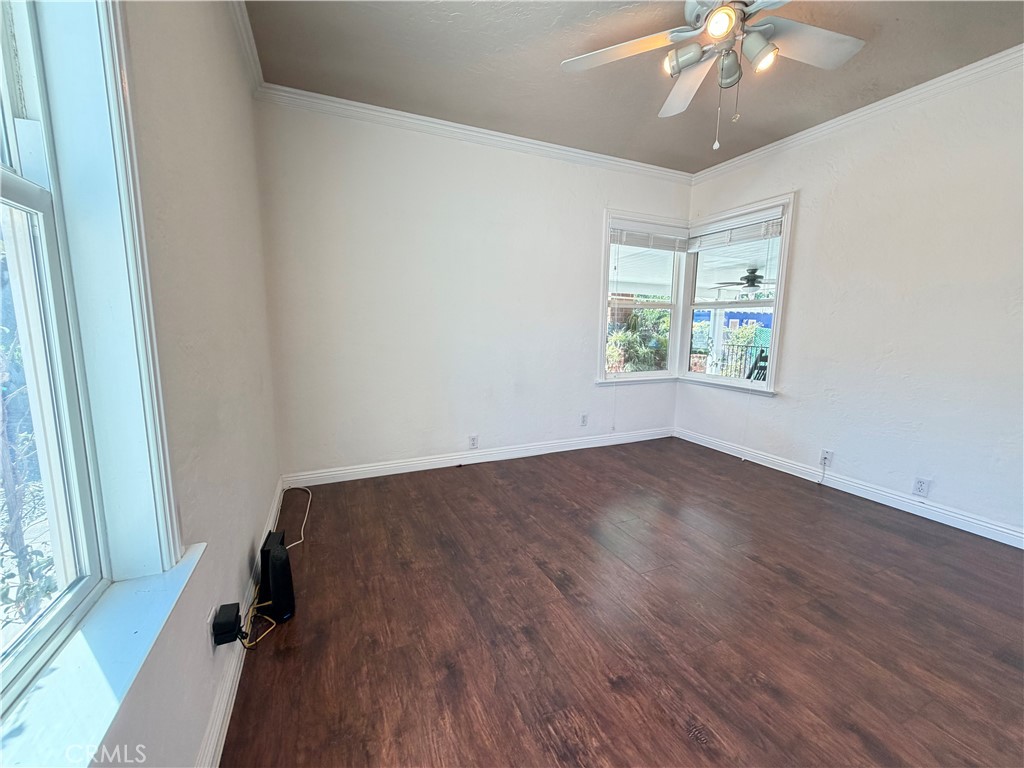 6033 Brockton Property Photo 18
