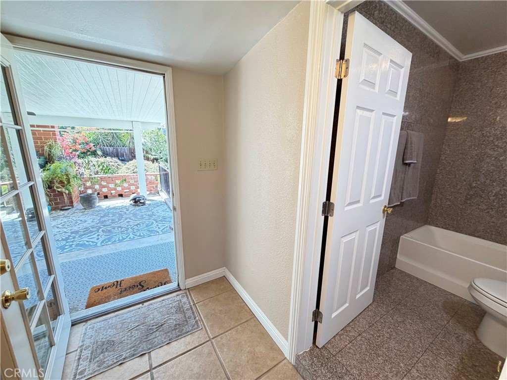 6033 Brockton Property Photo 22
