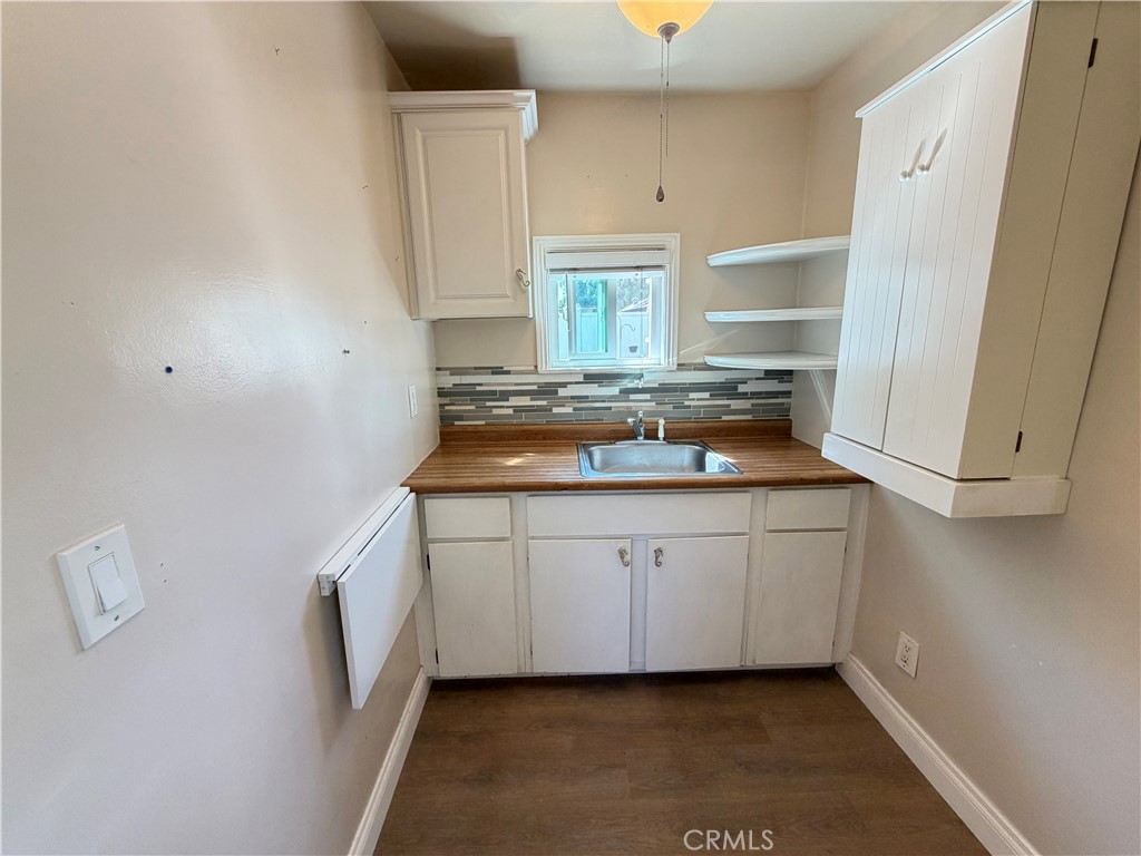 6033 Brockton Property Photo 37