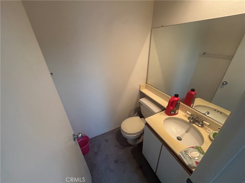 438 E Spruce Property Photo 21