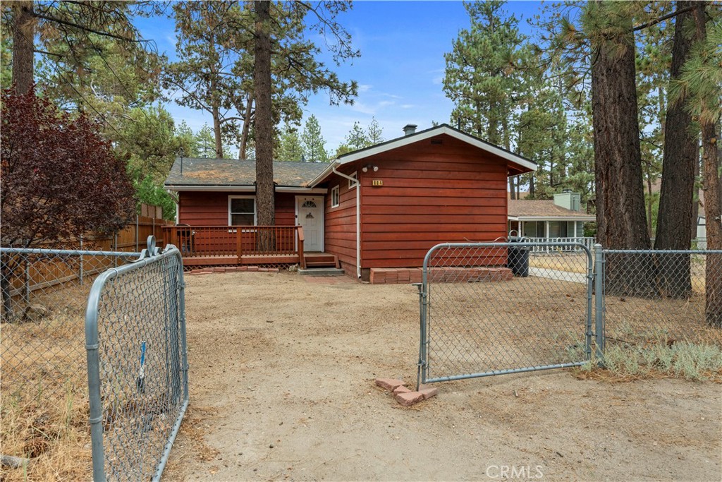 904 Michael Property Photo 2