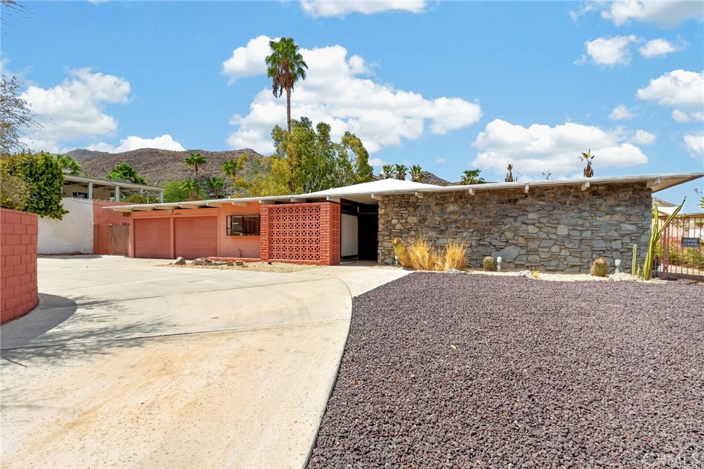 67870 Carroll Drive Property Photo 1
