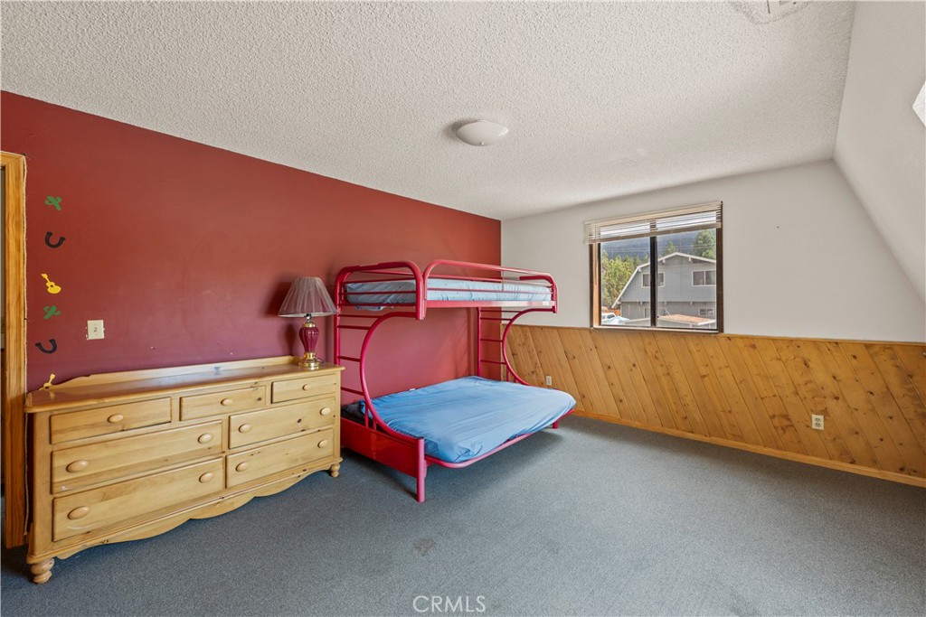 1000 Willow Property Photo 21