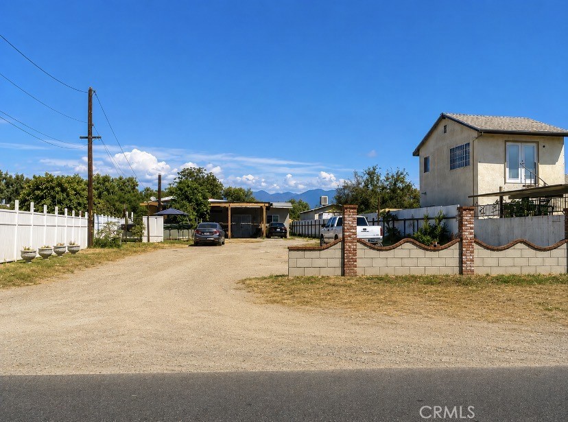 18330 Hawthorne Avenue Property Photo