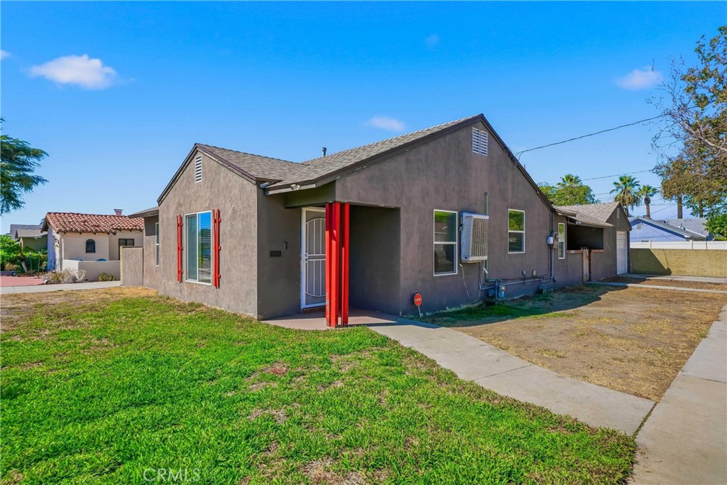 3396 N Pershing Property Photo 3
