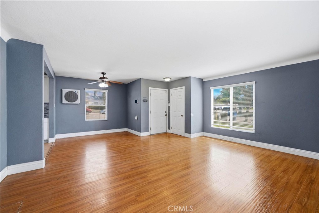 3396 N Pershing Property Photo 6