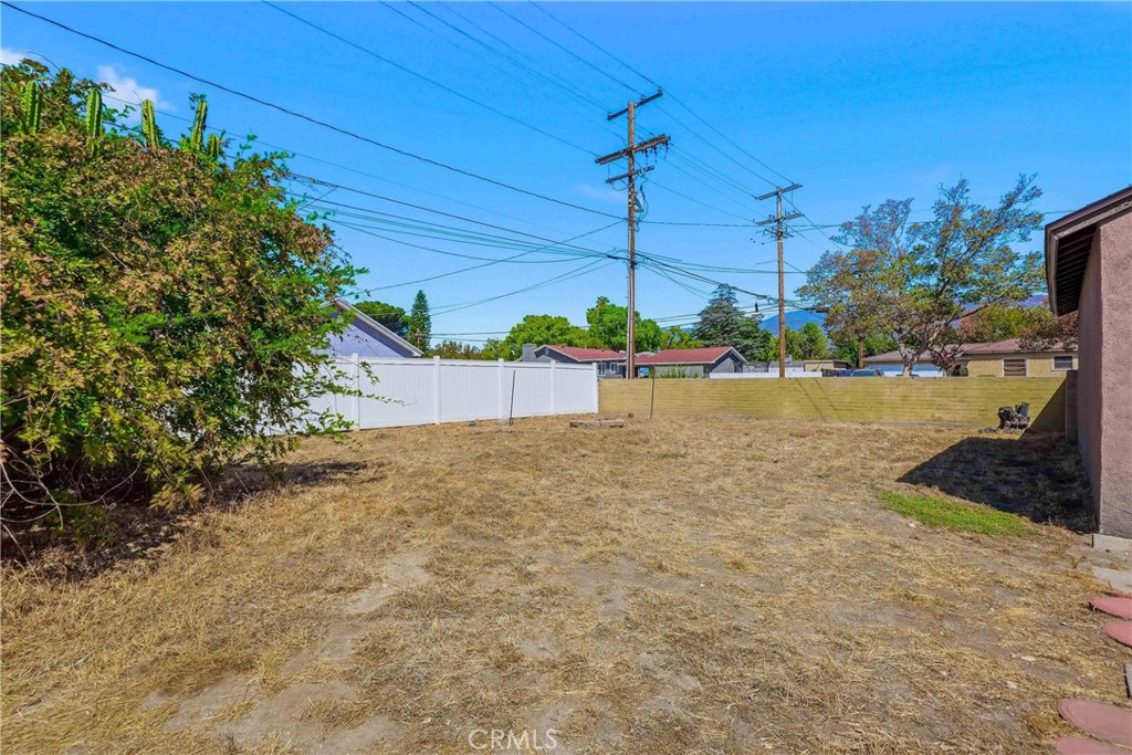 3396 N Pershing Property Photo 27