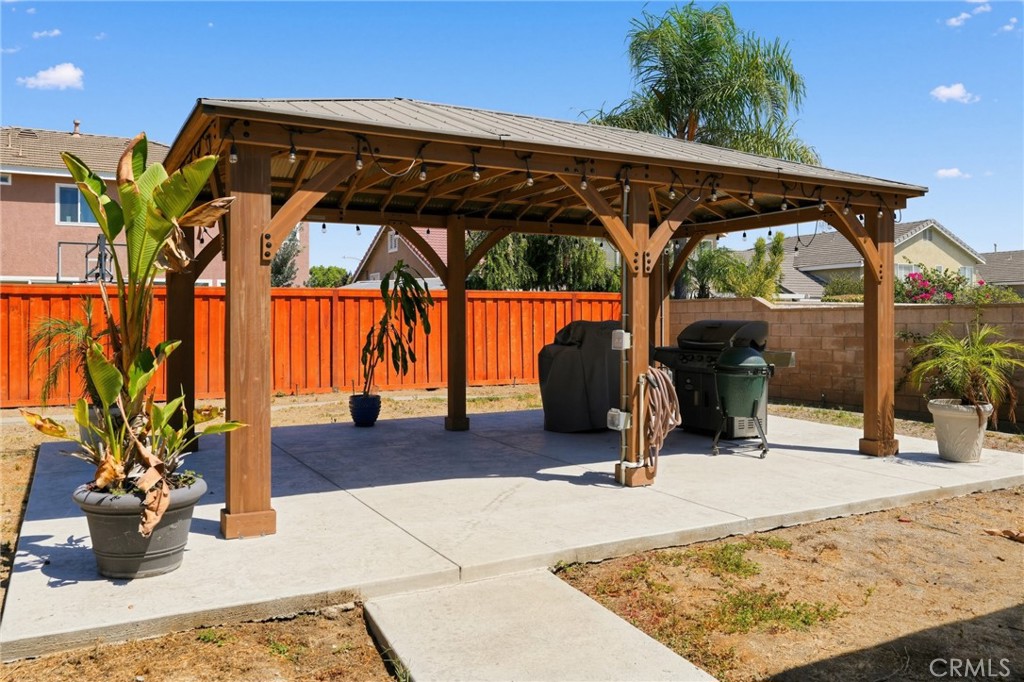 20736 Rosedale Drive Property Photo 6