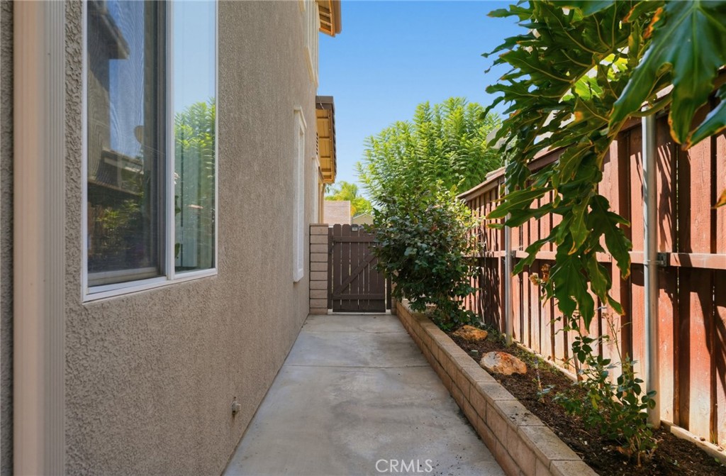 20736 Rosedale Drive Property Photo 11