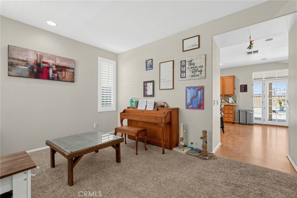 20736 Rosedale Drive Property Photo 13