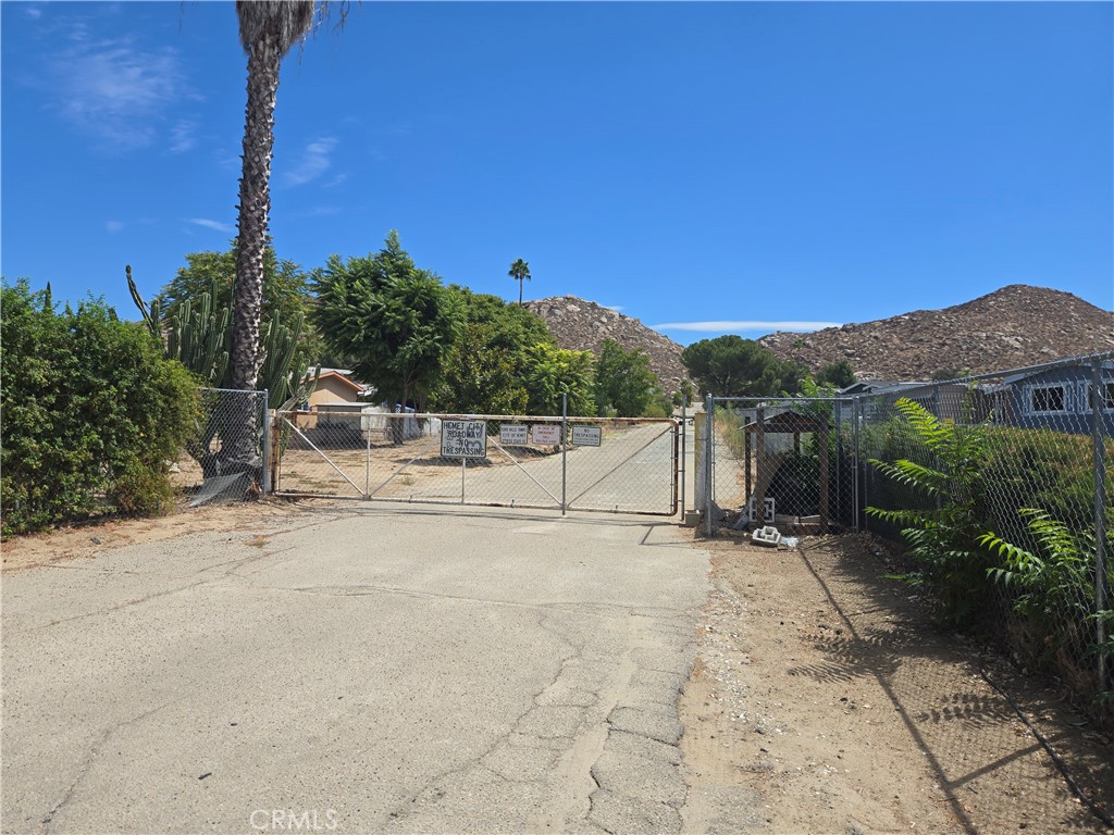 1690 S State Property Photo 2