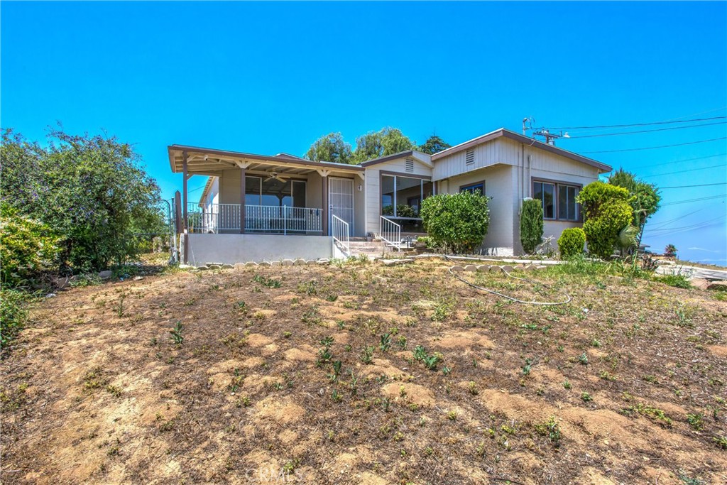 12190 Gladys Property Photo 4