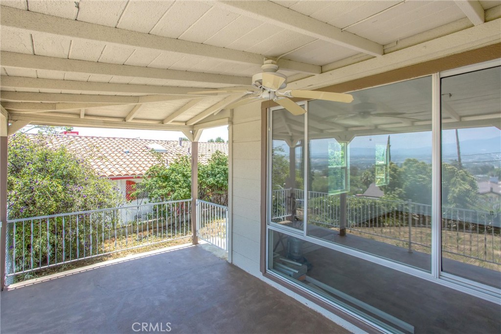 12190 Gladys Property Photo 5