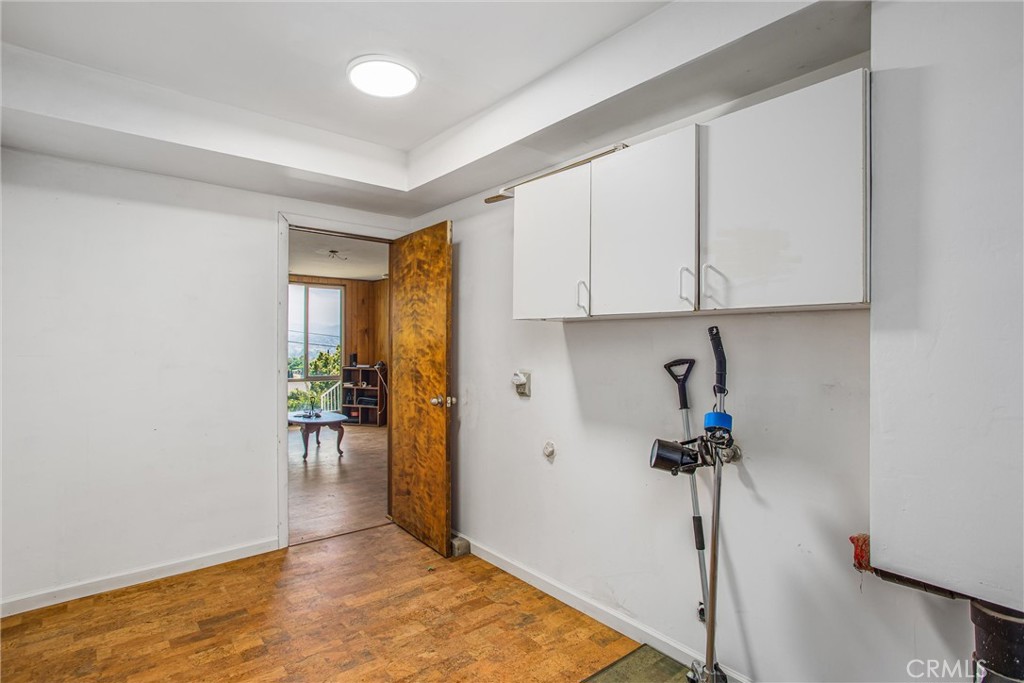 12190 Gladys Property Photo 21