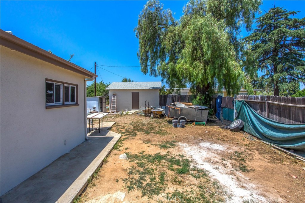 12190 Gladys Property Photo 29