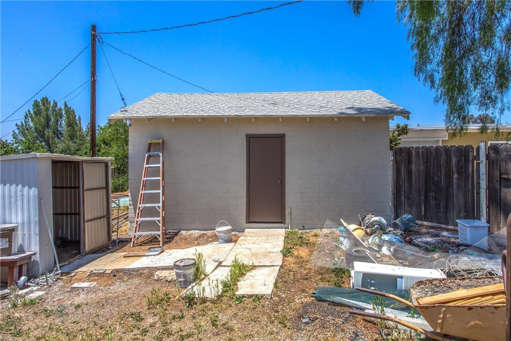 12190 Gladys Property Photo 30