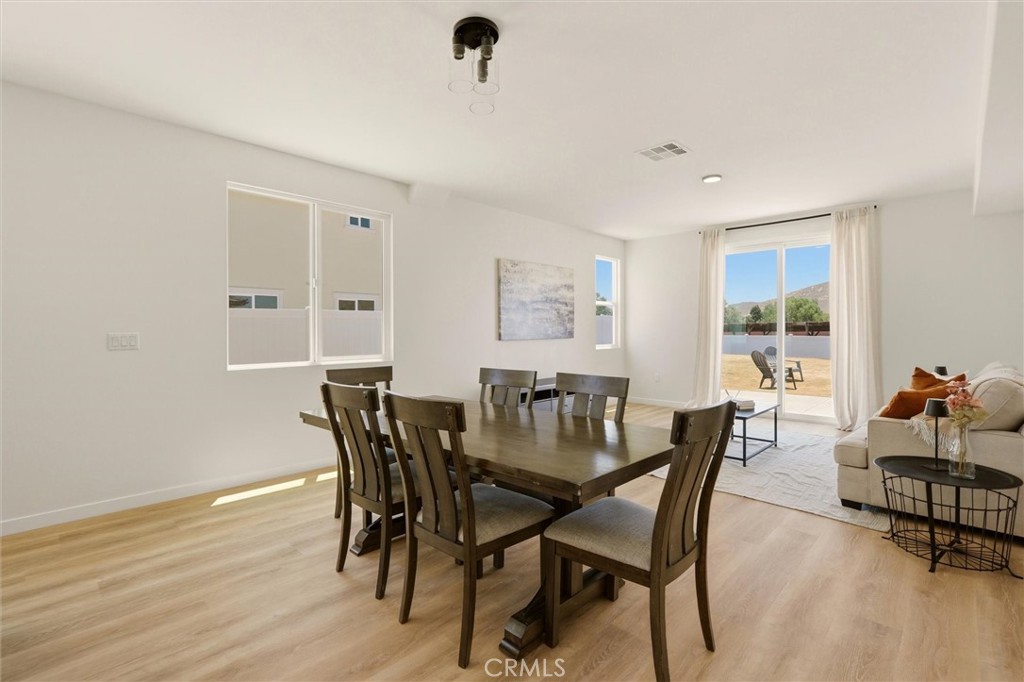 5868 Persepolis Ct Property Photo 8
