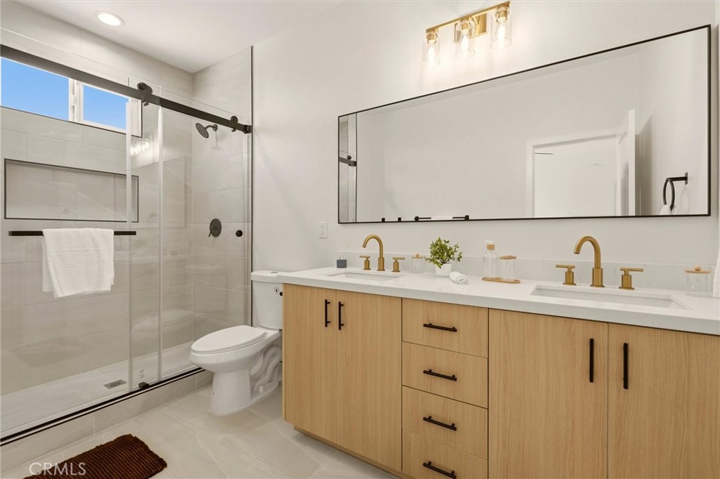 5853 Persepolis Ct. Property Photo 28