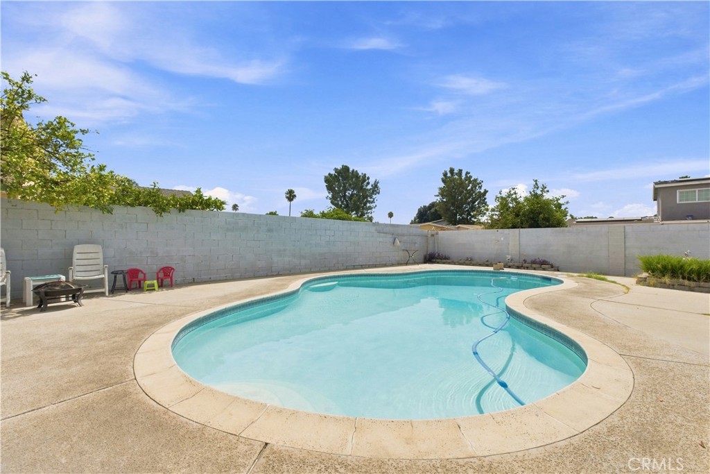 379 E Randall Property Photo 2