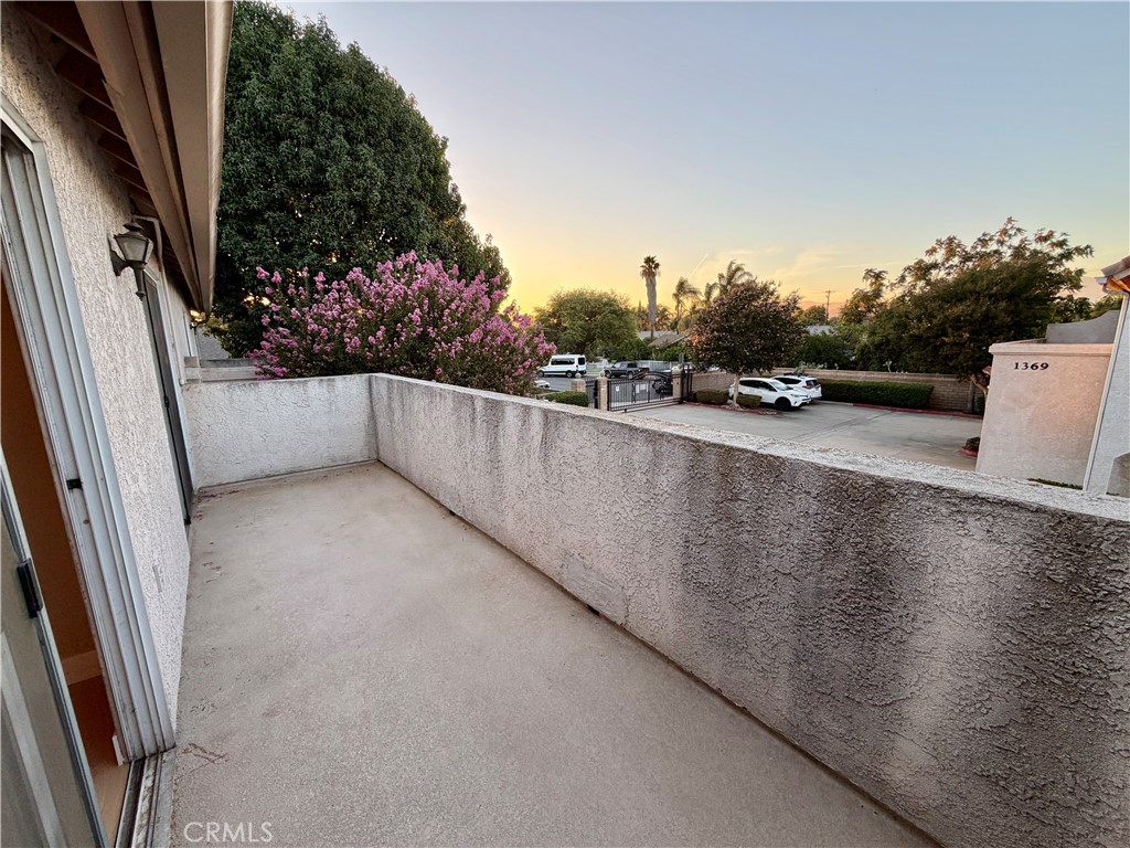 1371 S Park Avenue C Property Photo 15
