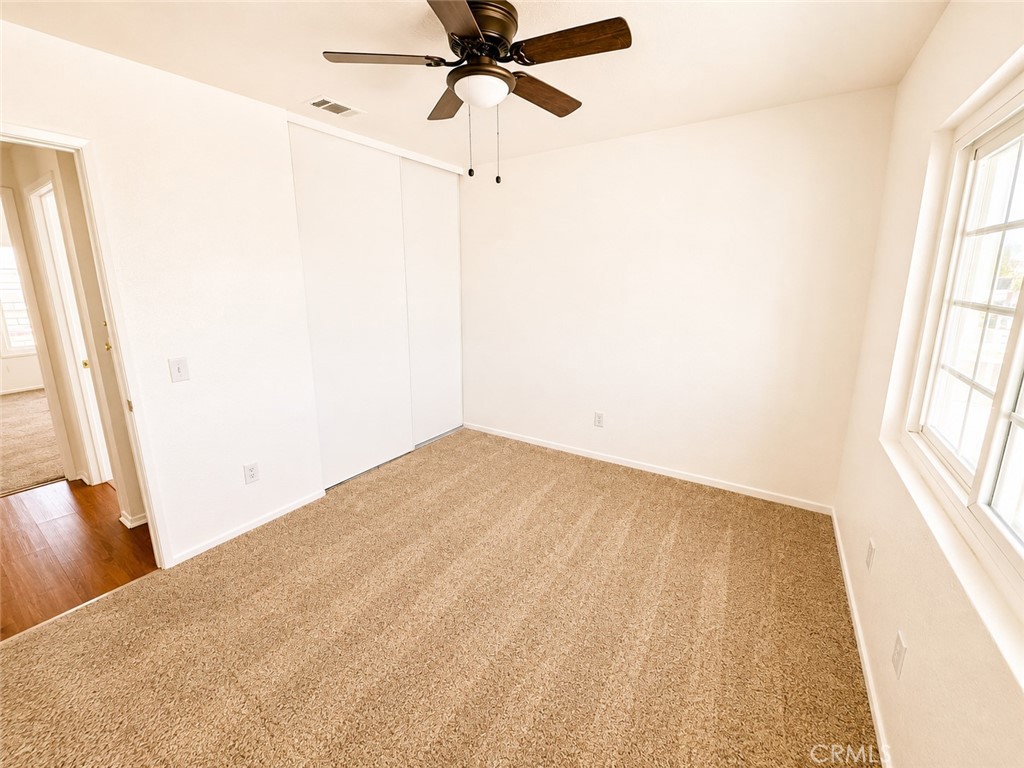 17805 Carson Circle Property Photo 4