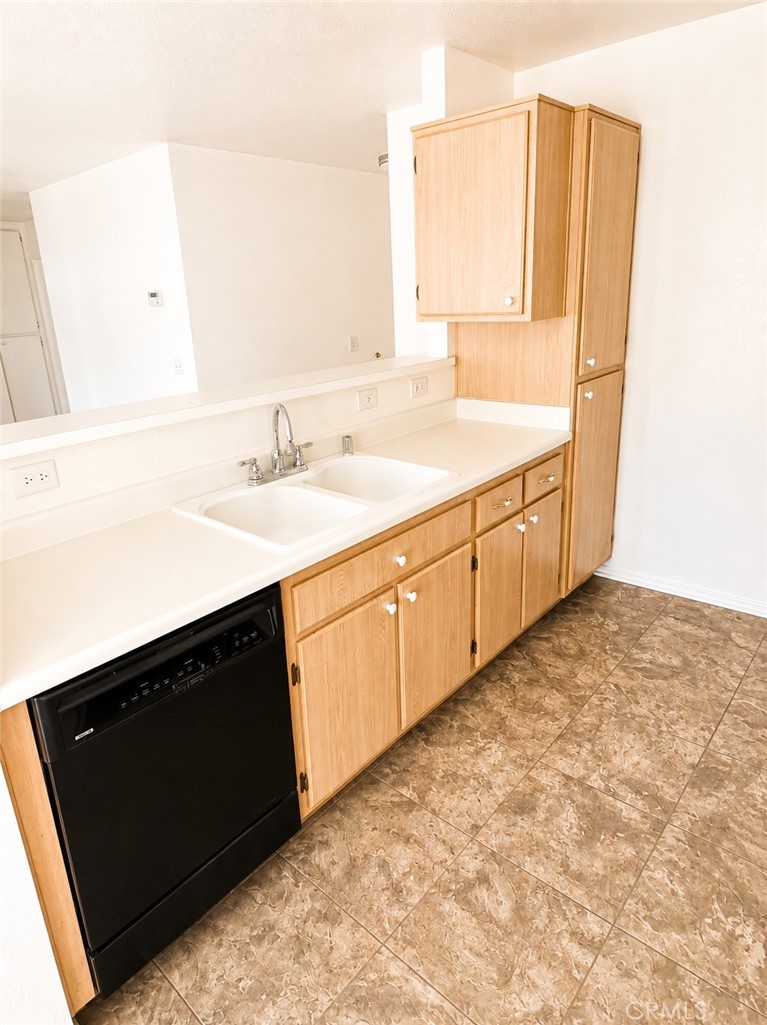 17805 Carson Circle Property Photo 7