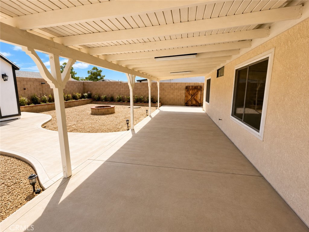 17805 Carson Circle Property Photo 9