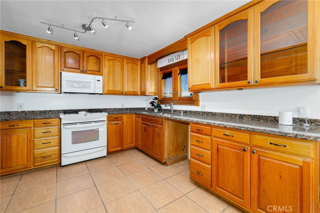 32377 Avenue D Property Photo 7