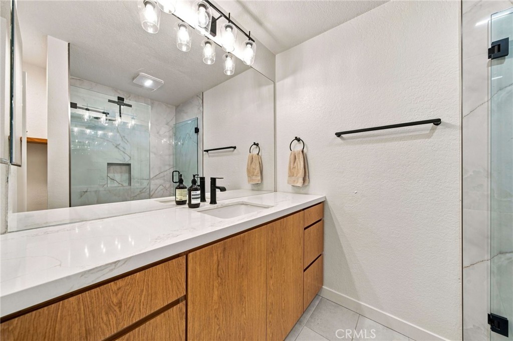 22224 S Vermont Avenue 202c Property Photo 14