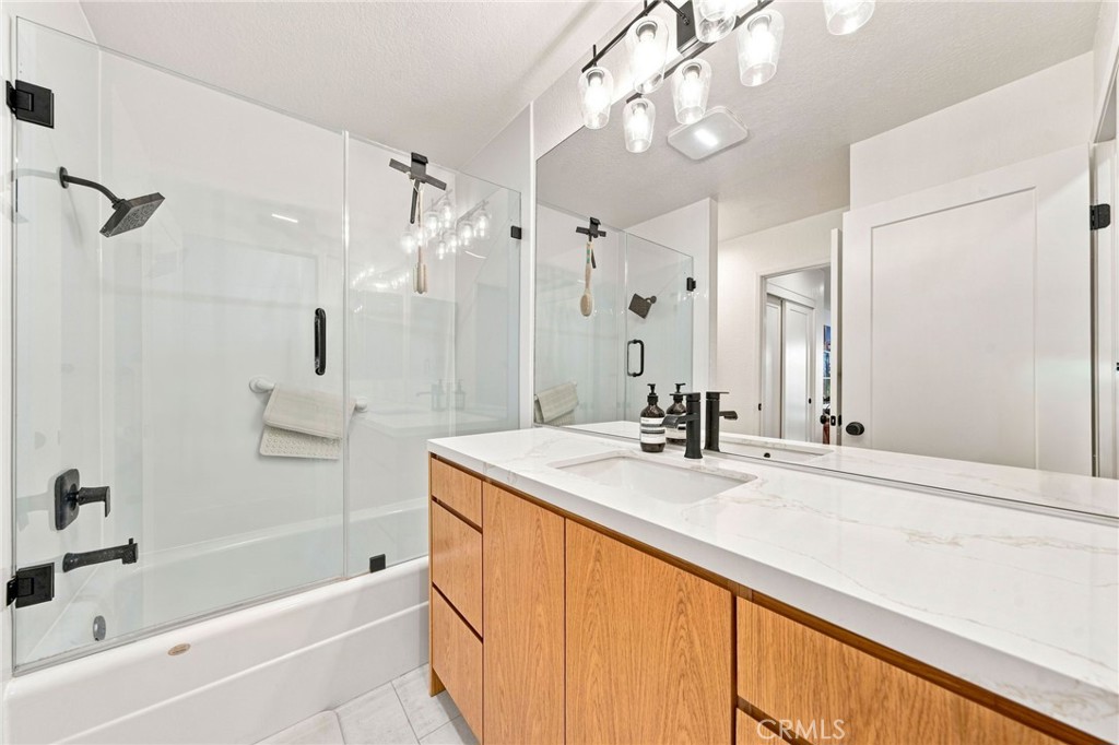 22224 S Vermont Avenue 202c Property Photo 20