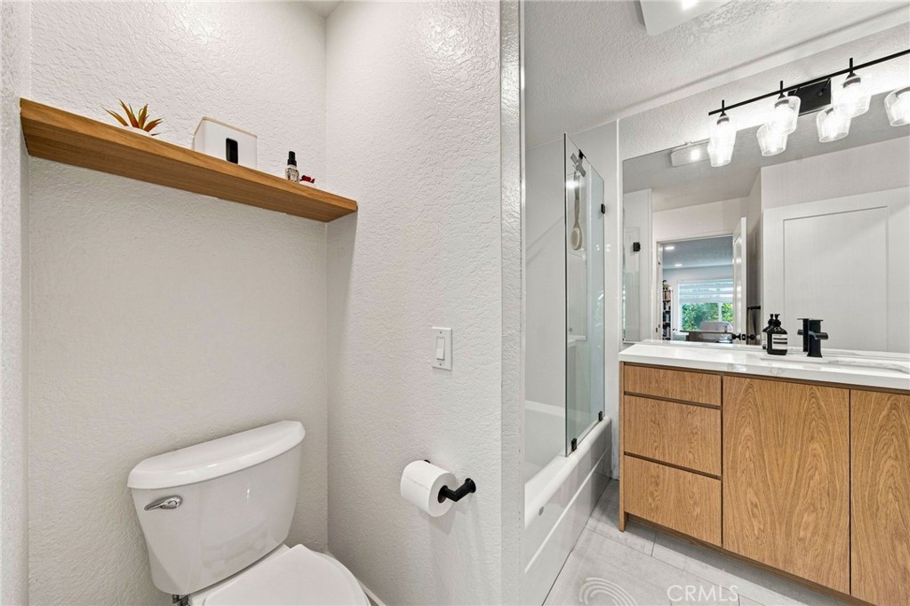 22224 S Vermont Avenue 202c Property Photo 21