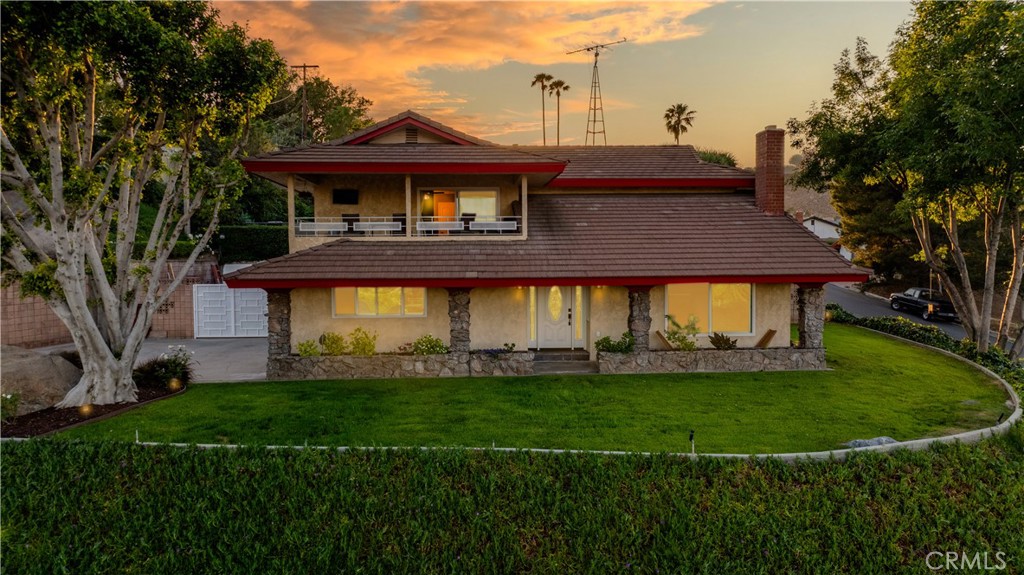 5425 Golden West Property Photo 1