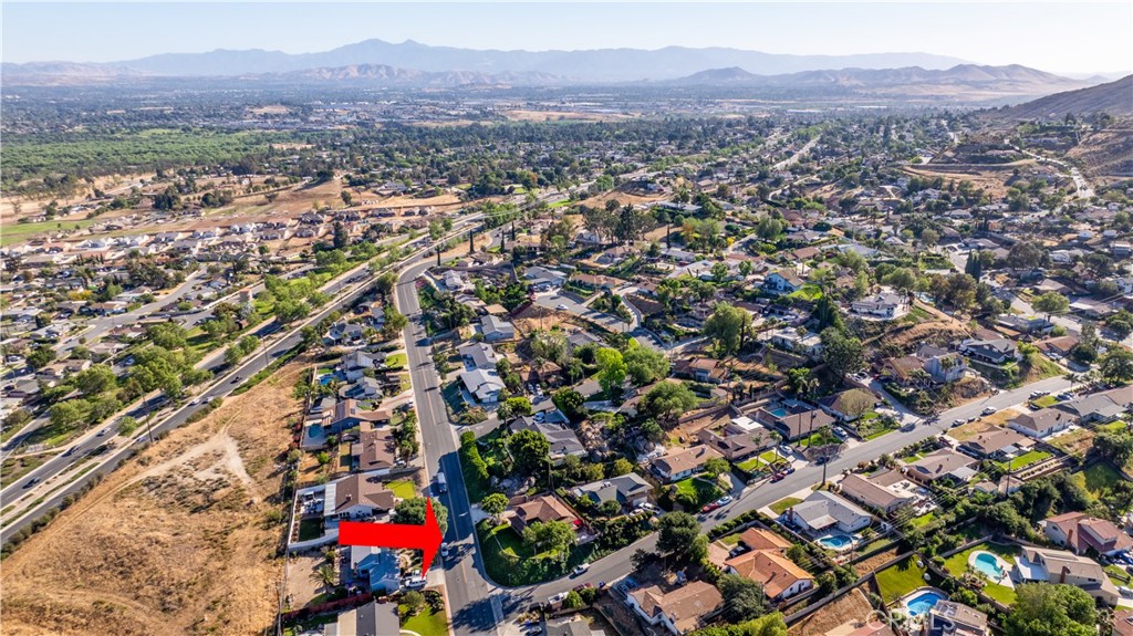5425 Golden West Property Photo 5