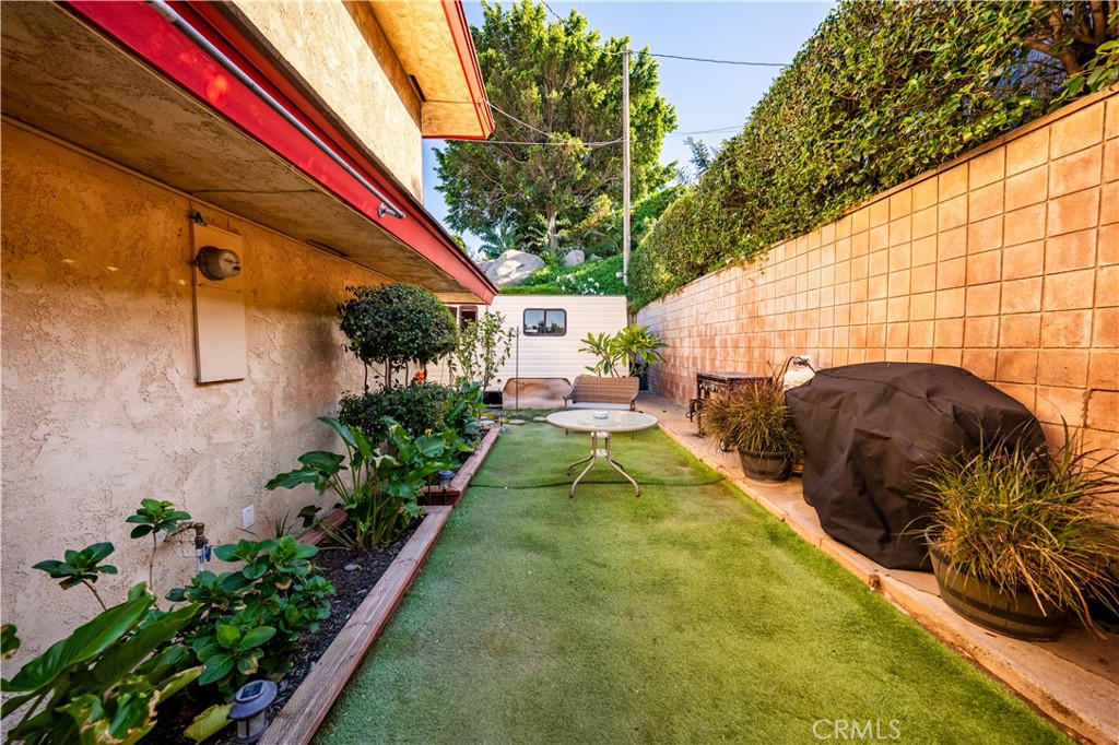 5425 Golden West Property Photo 15