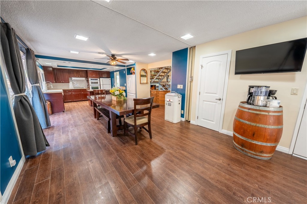 5425 Golden West Property Photo 23