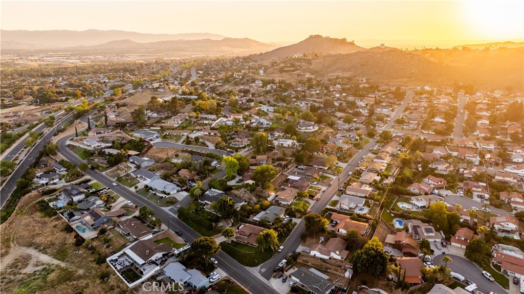 5425 Golden West Property Photo 45