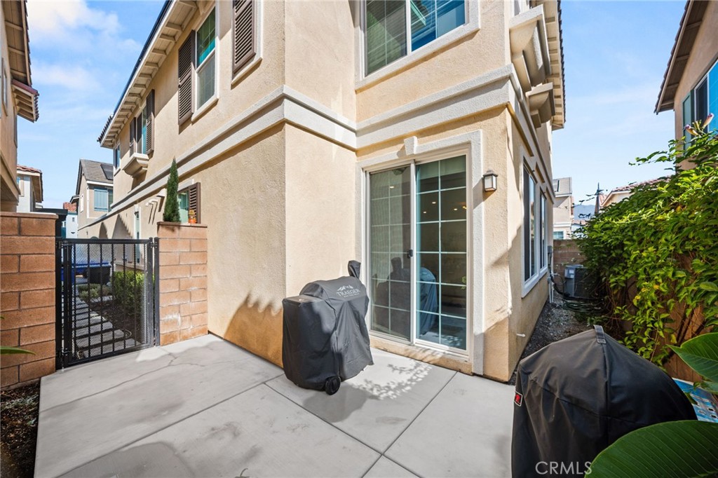 15147 Ridge 6 Property Photo 15