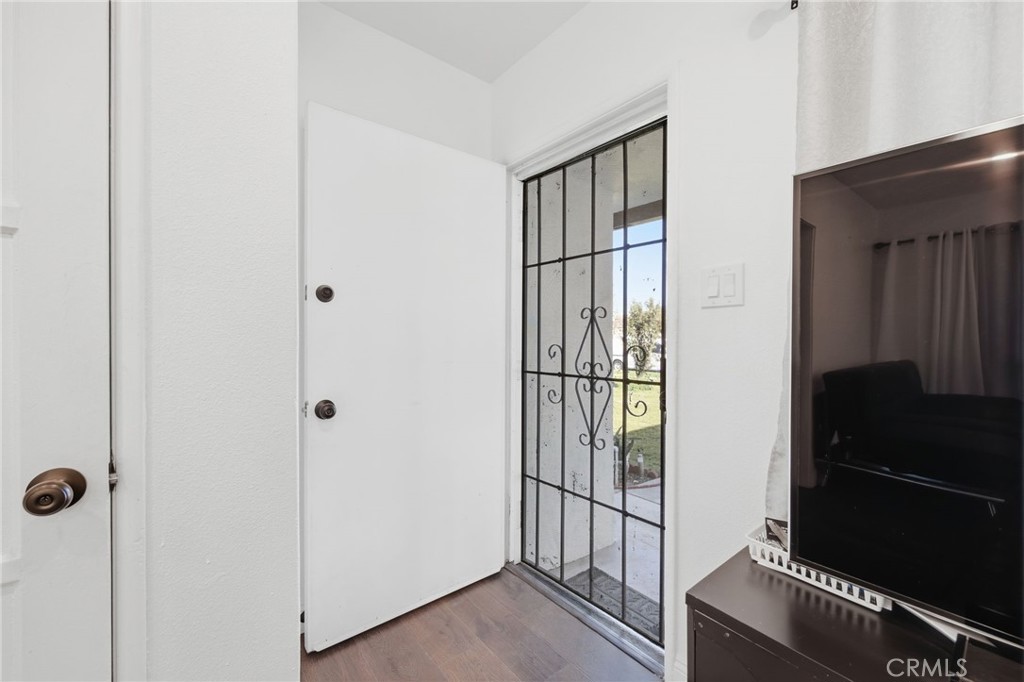 1926 W 18th Street Property Photo 17