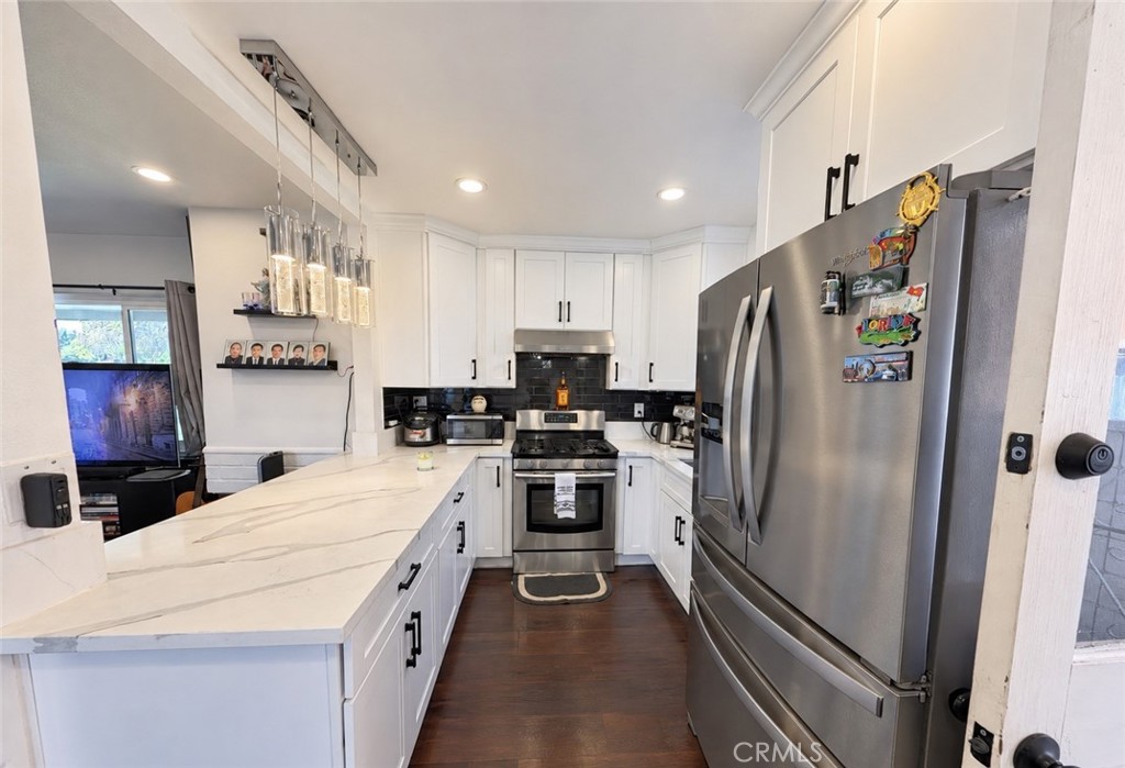 1926 W 18th Street Property Photo 23