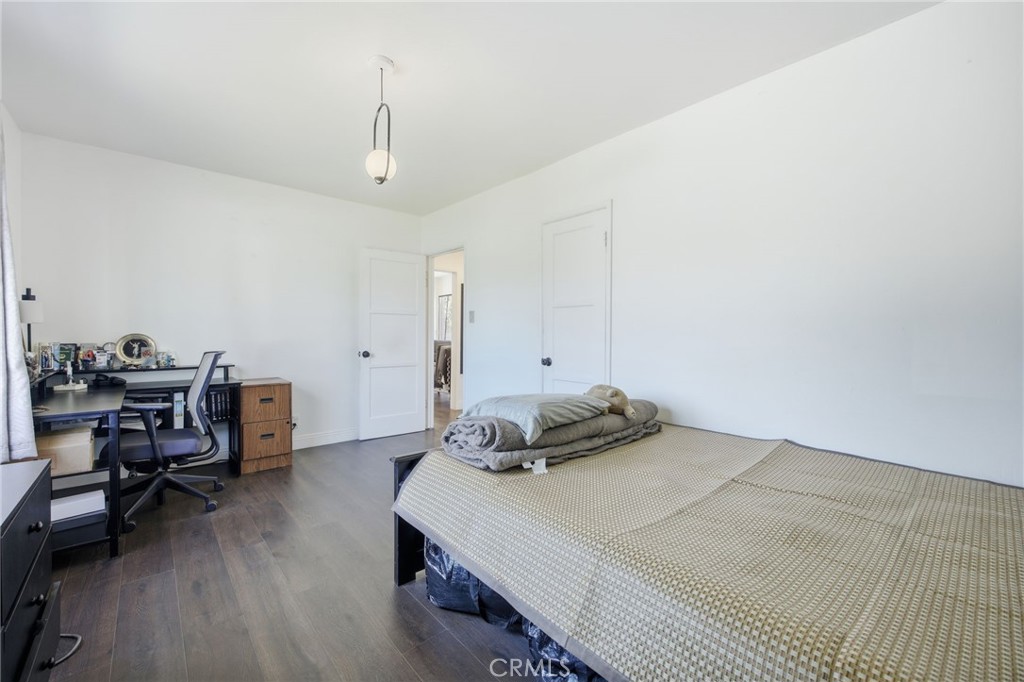 1926 W 18th Street Property Photo 27