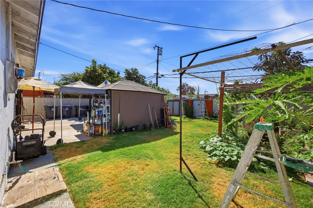 1926 W 18th Street Property Photo 40